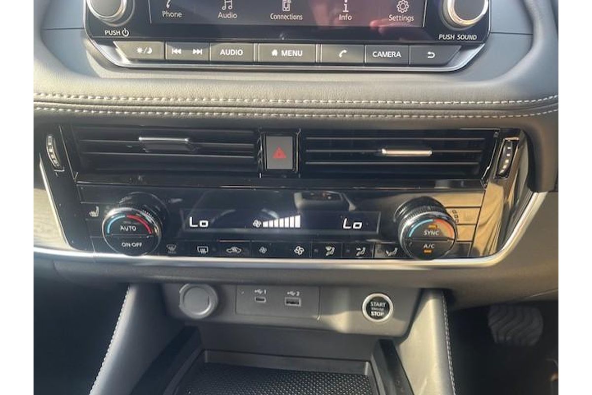 2024 Nissan X-TRAIL ST-L T33