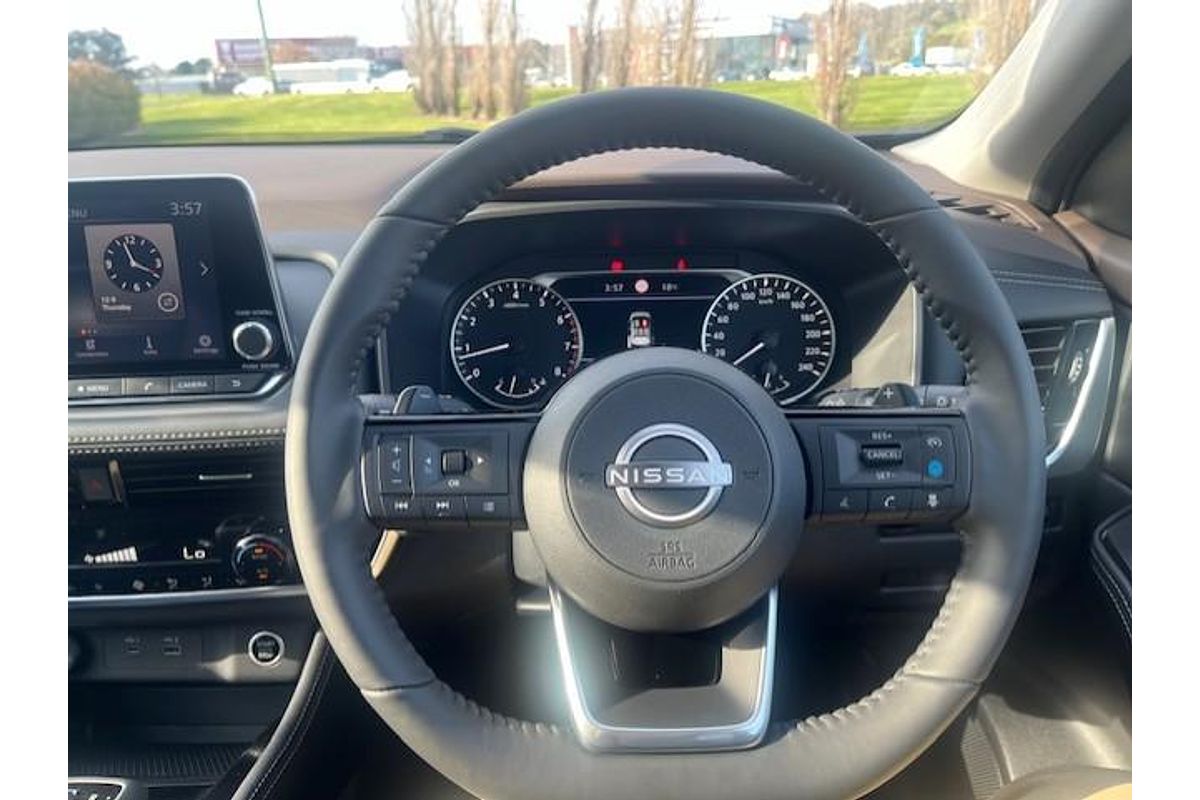 2024 Nissan X-TRAIL ST-L T33