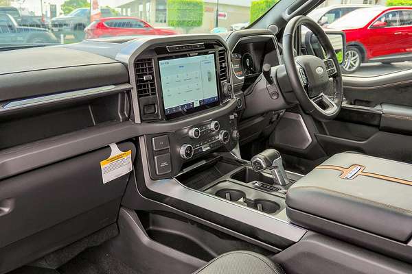 2022 Ford F-150 Platinum 4X4