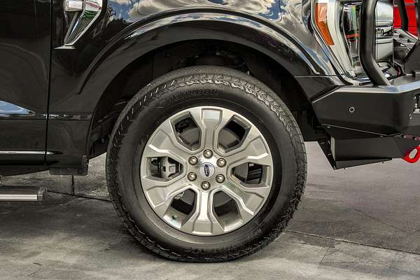 2022 Ford F-150 Platinum 4X4