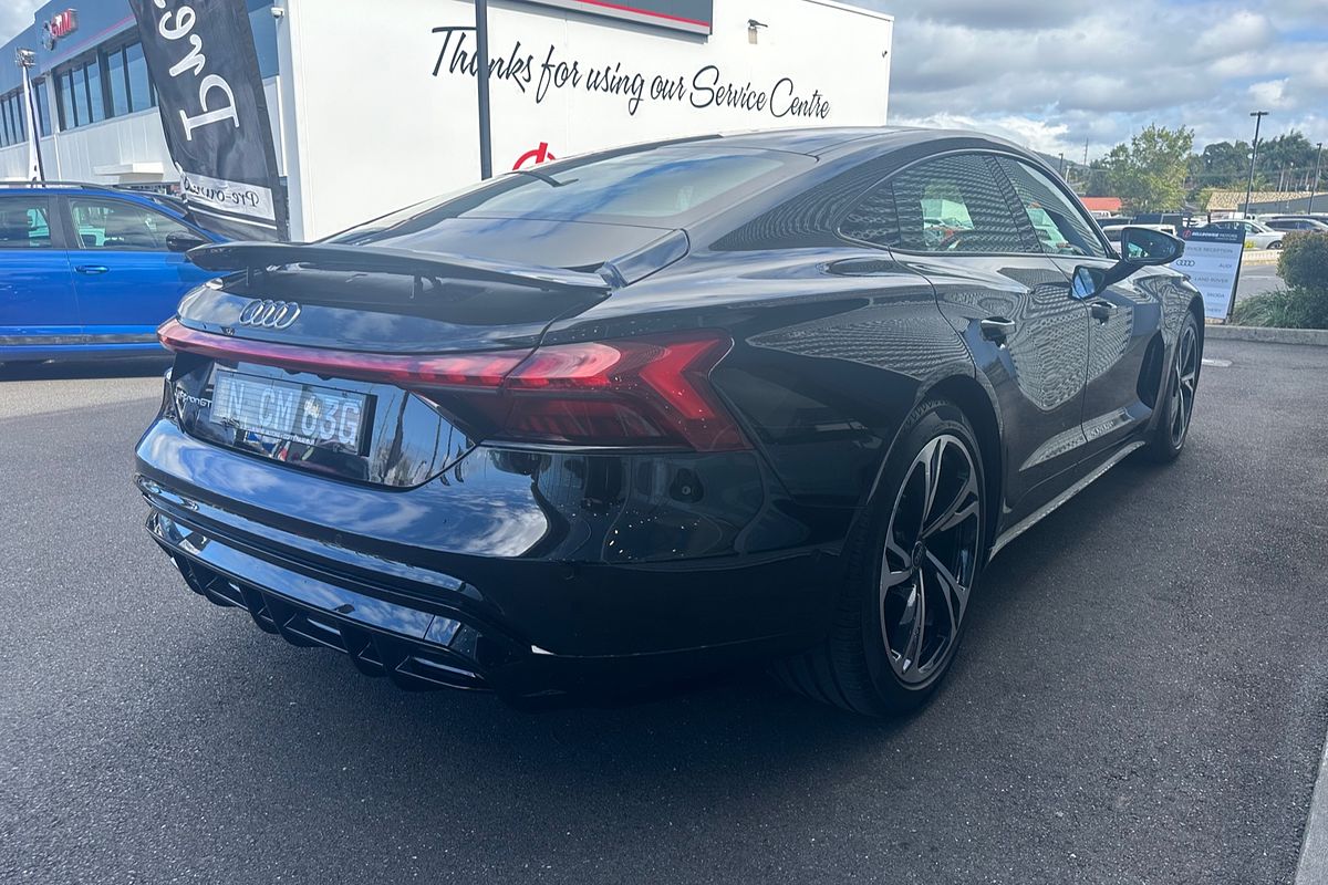 2023 Audi e-tron GT F83