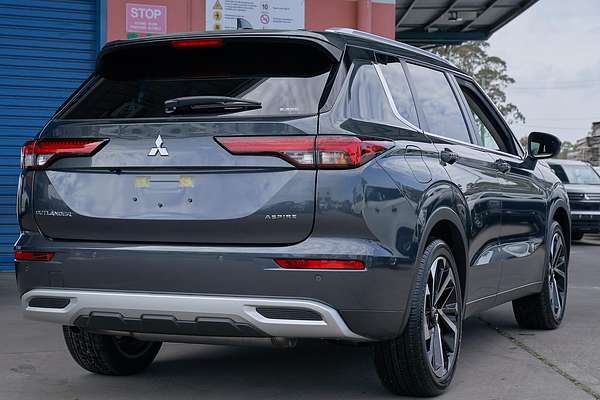 2023 Mitsubishi Outlander Aspire ZM