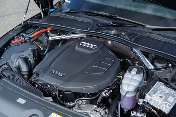 2024 Audi A4 45 TFSI S line B9