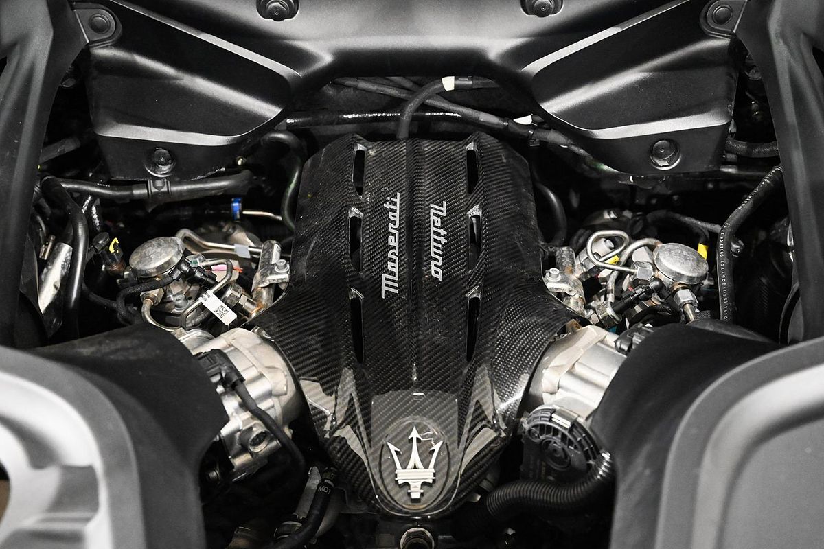 2023 Maserati MC20 M240