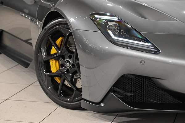 2023 Maserati MC20 M240