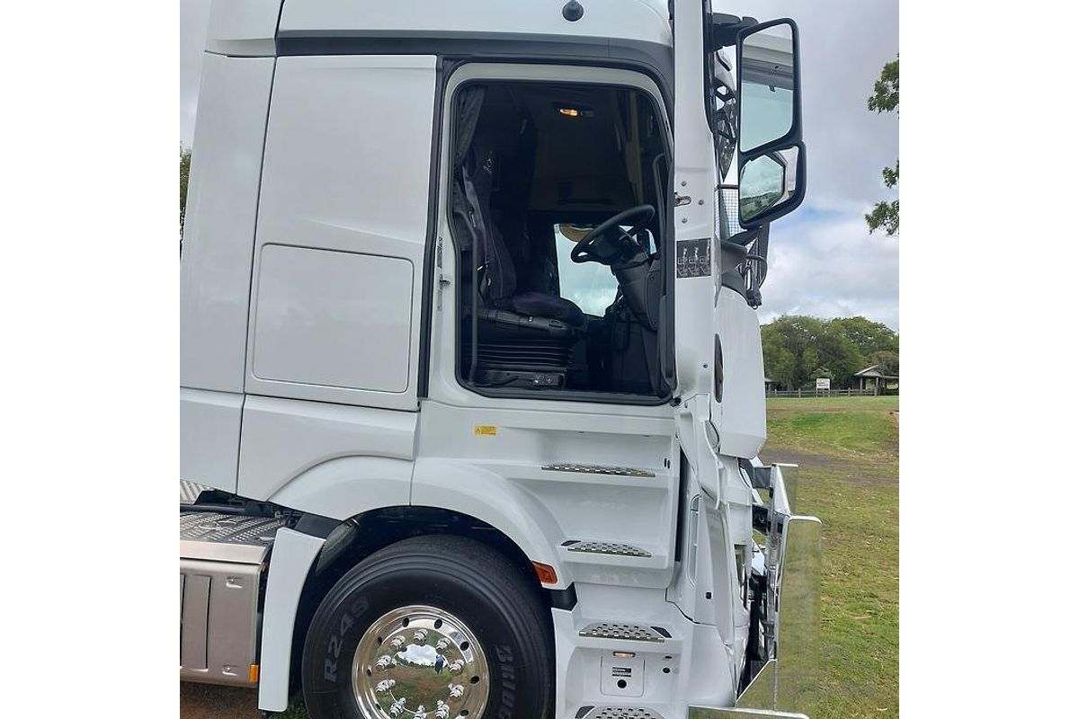 2023 Mercedes-Benz 2663 Actros