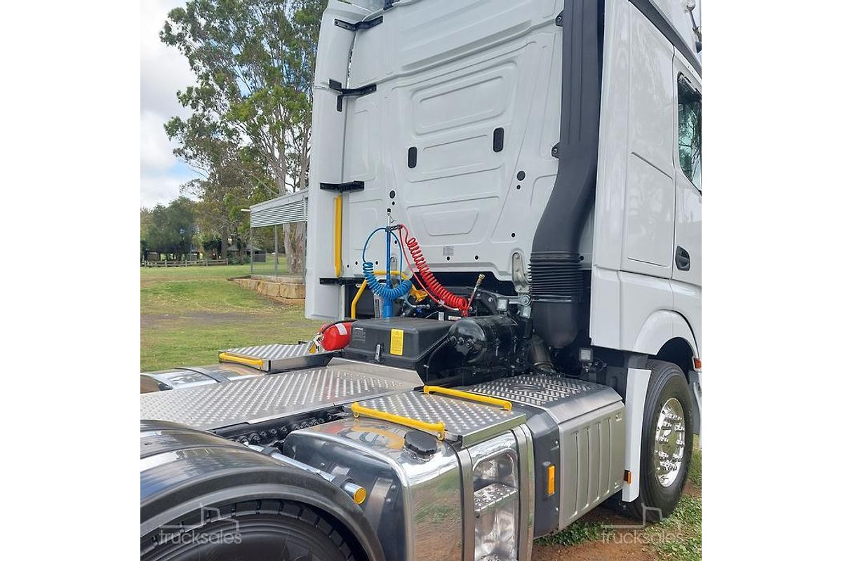 2023 Mercedes-Benz 2663 Actros