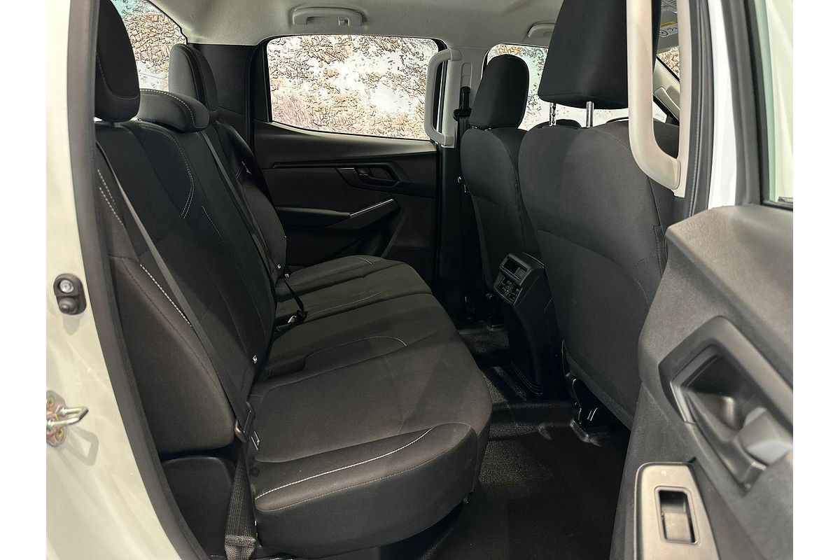2023 Isuzu D-MAX SX 4X4