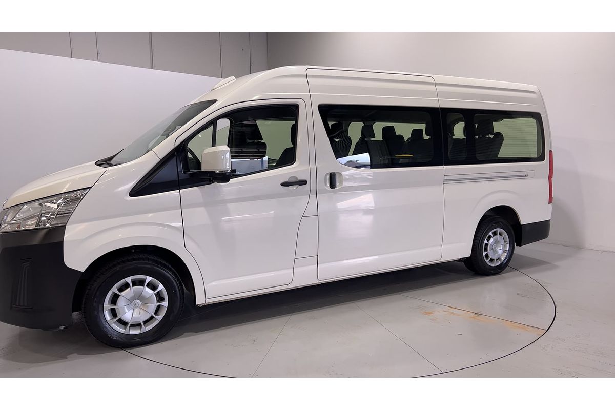 2022 Toyota Hiace Commuter GDH322R