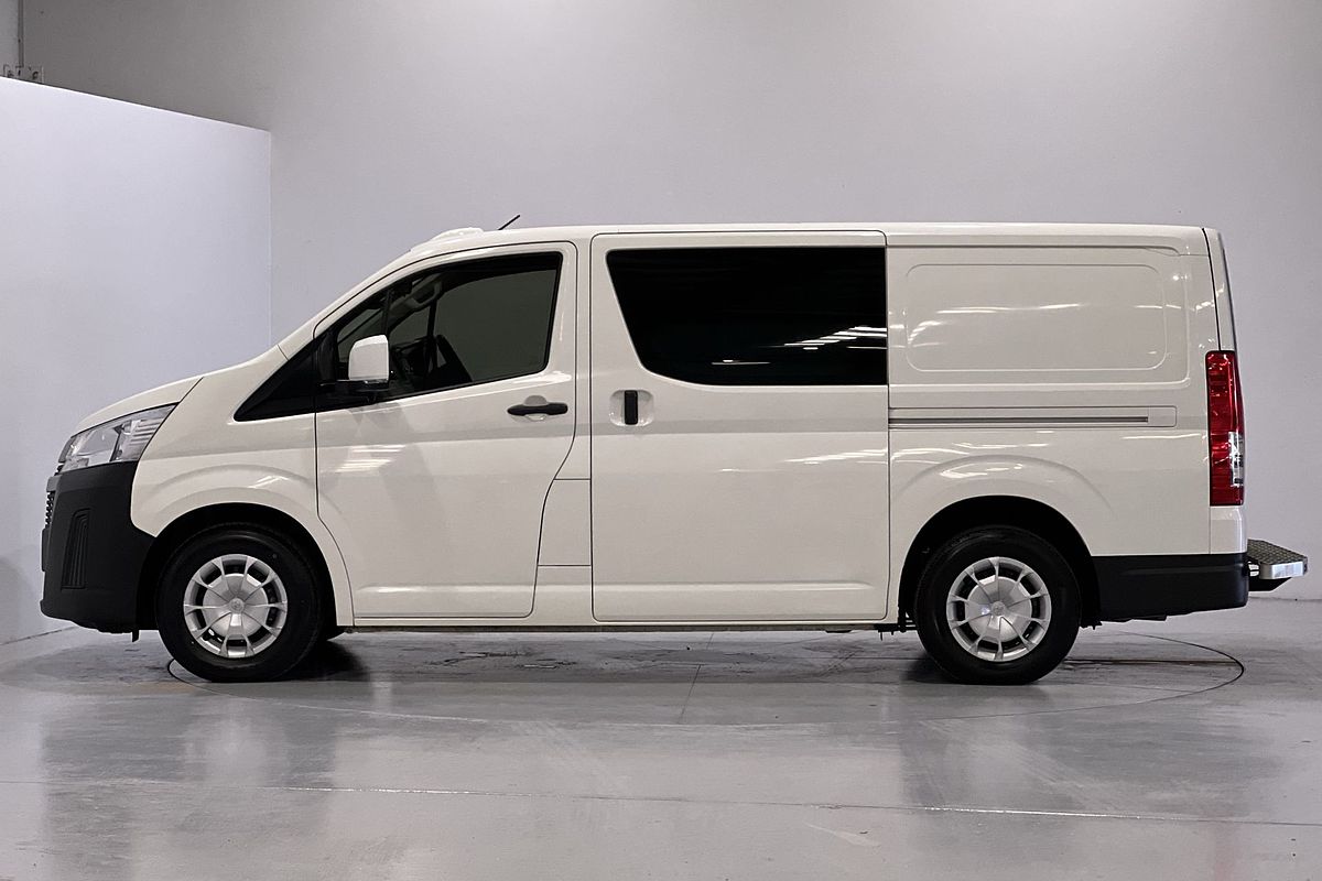 2023 Toyota Hiace GDH300R