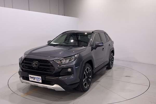 2019 Toyota RAV4 Edge AXAA54R