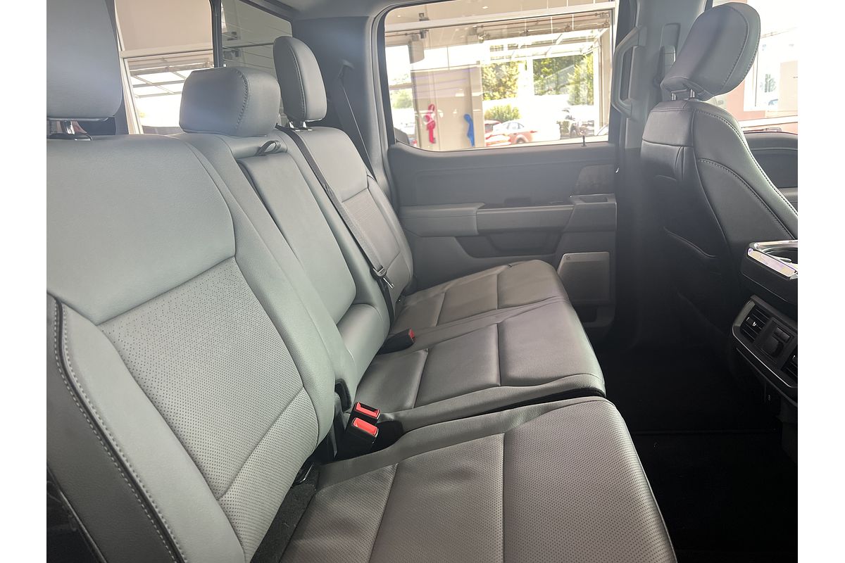 2023 Ford F-150 Lariat 4X4 LWB