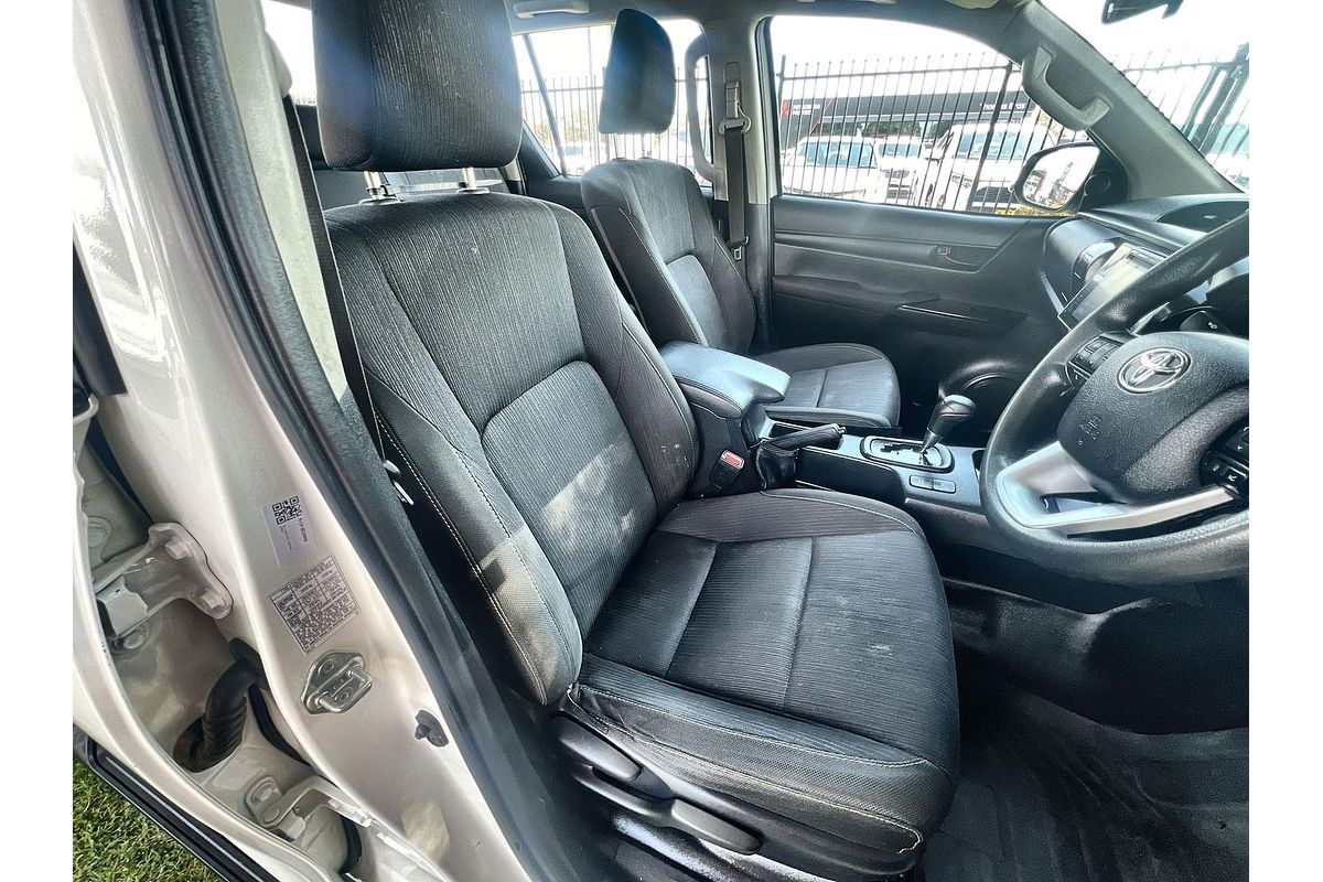 2020 Toyota Hilux SR GUN126R 4X4