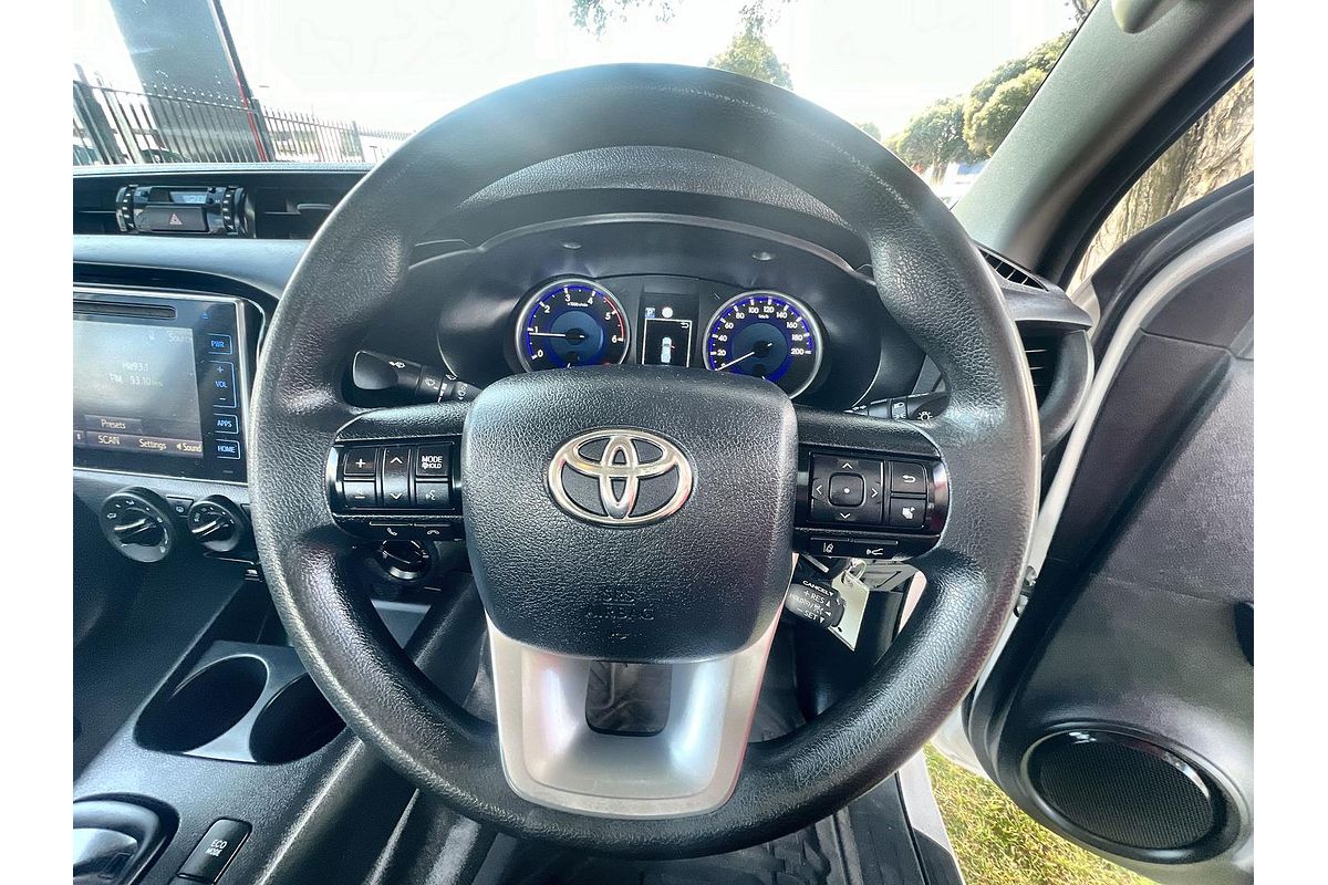 2020 Toyota Hilux SR GUN126R 4X4