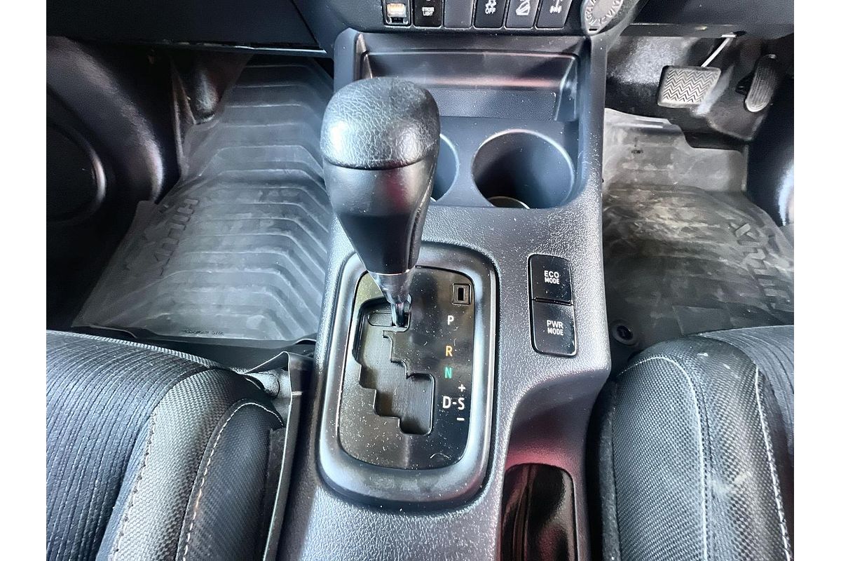 2020 Toyota Hilux SR GUN126R 4X4