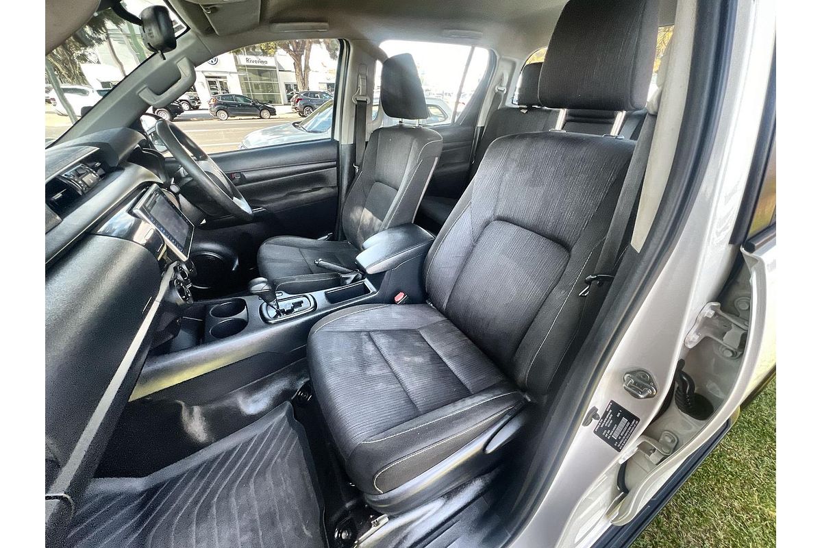 2020 Toyota Hilux SR GUN126R 4X4