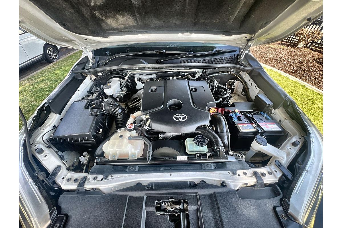 2020 Toyota Hilux SR GUN126R 4X4