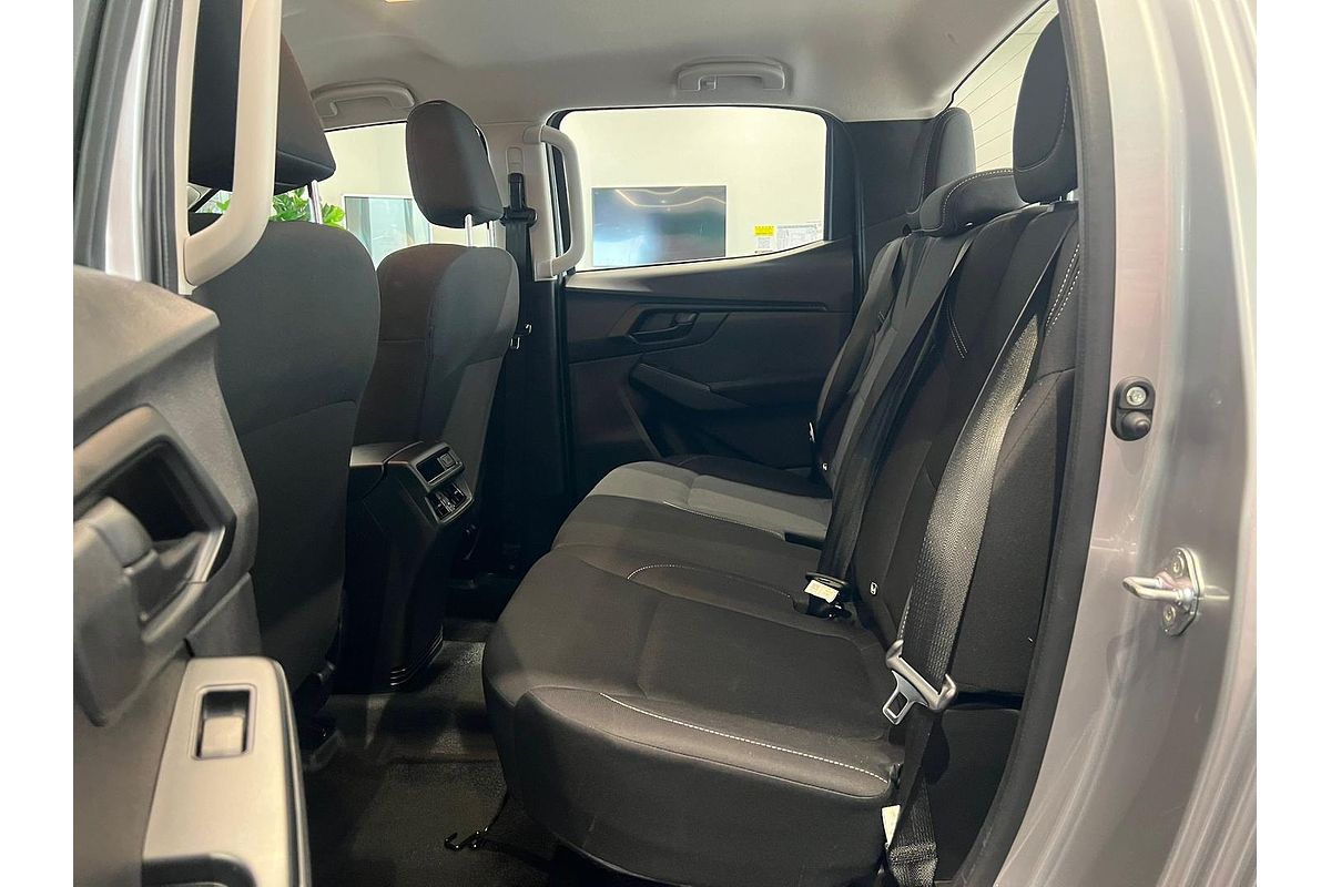 2023 Isuzu D-MAX SX 4X4