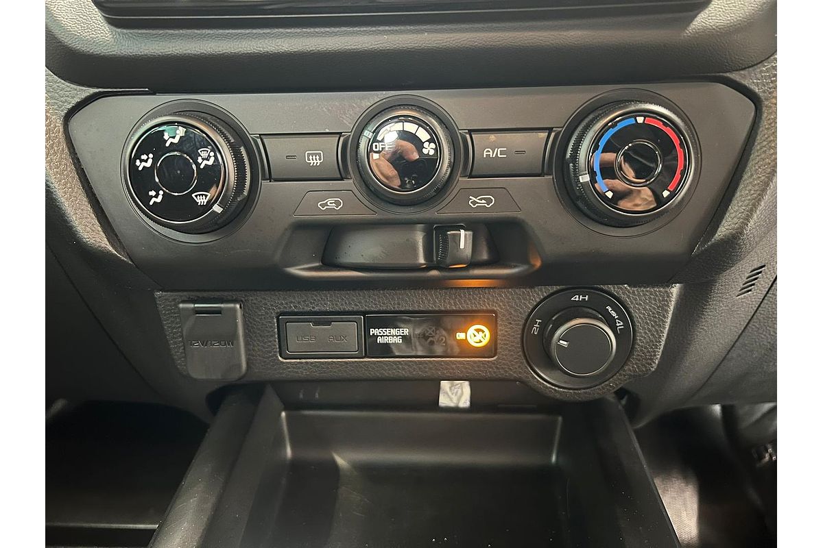 2023 Isuzu D-MAX SX 4X4
