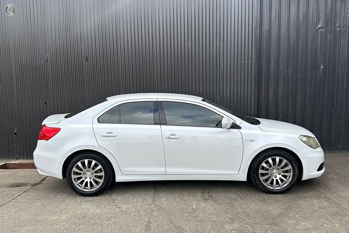 2012 Suzuki Kizashi Touring FR