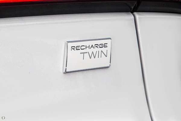 2024 Volvo C40 Recharge Twin