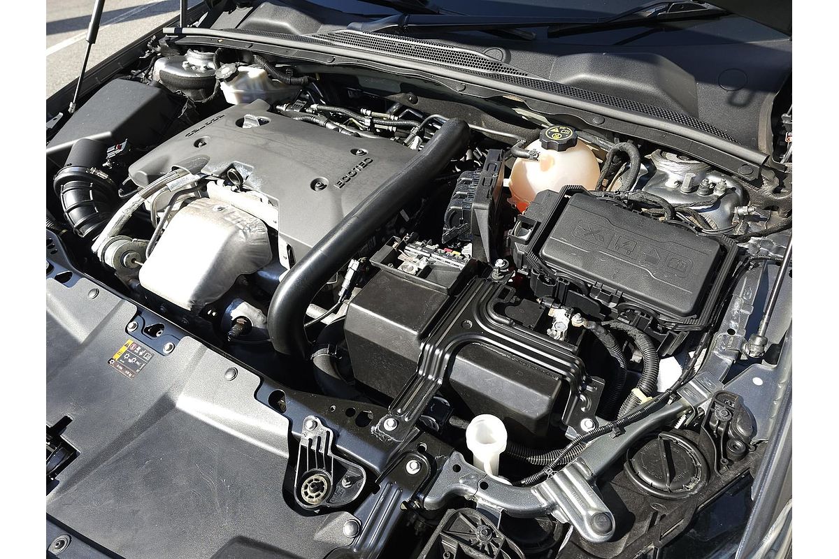 2020 Holden Commodore LT ZB