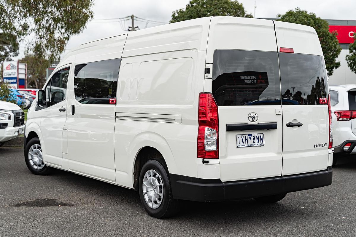 2022 Toyota Hiace GDH320R