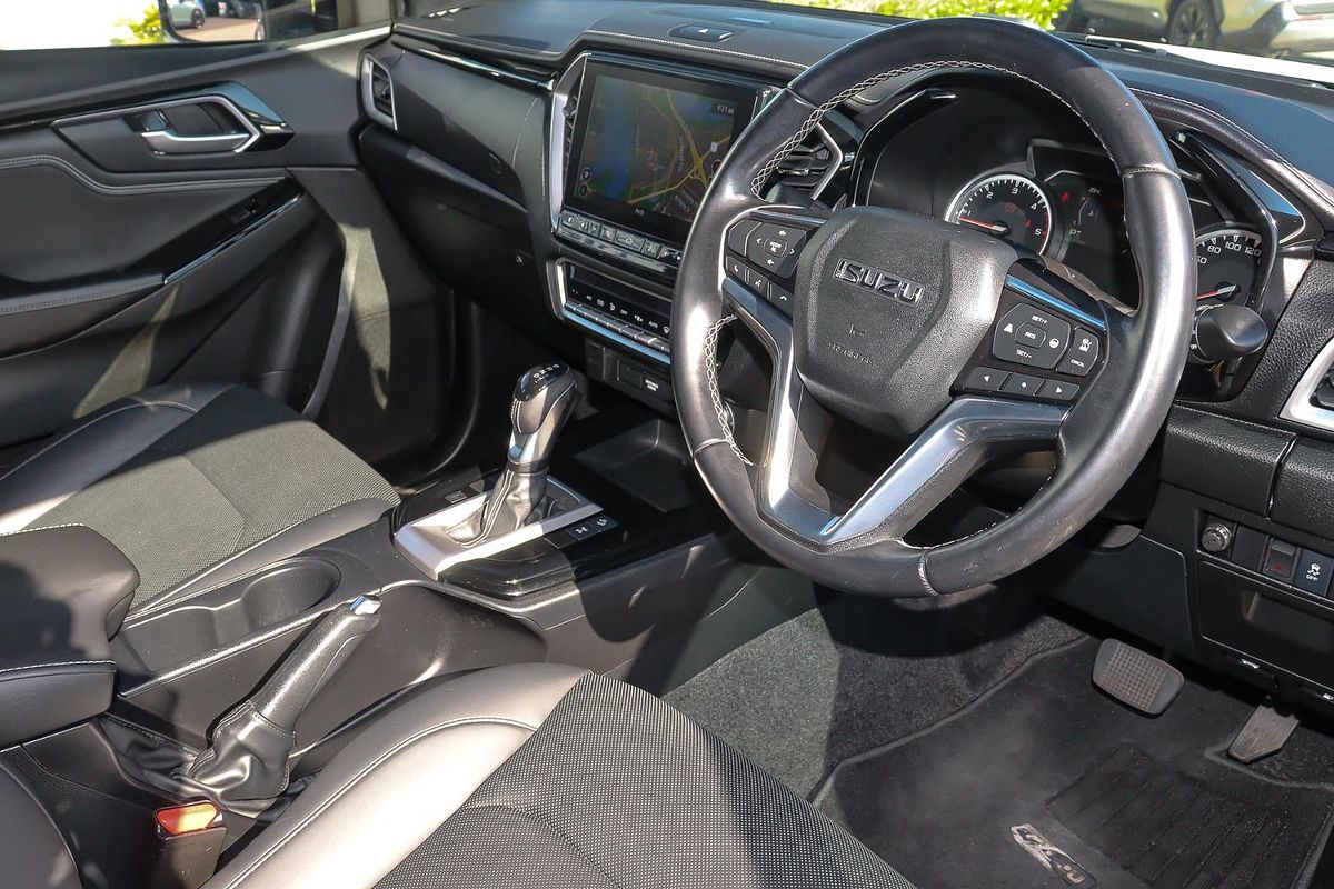 2021 Isuzu DMAX XTERRAIN in WHITE Used Ute Burswood WA