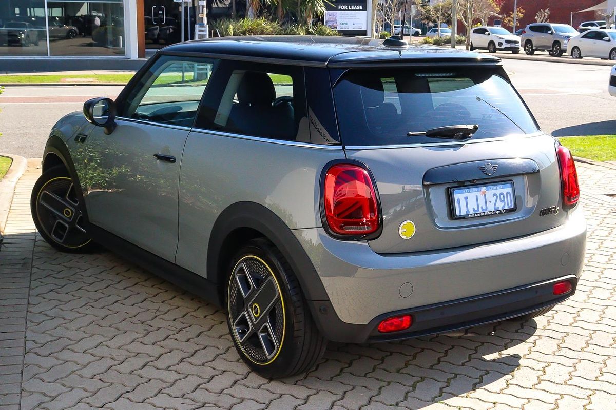 2022 MINI Hatch Cooper SE Classic F56 LCI-2