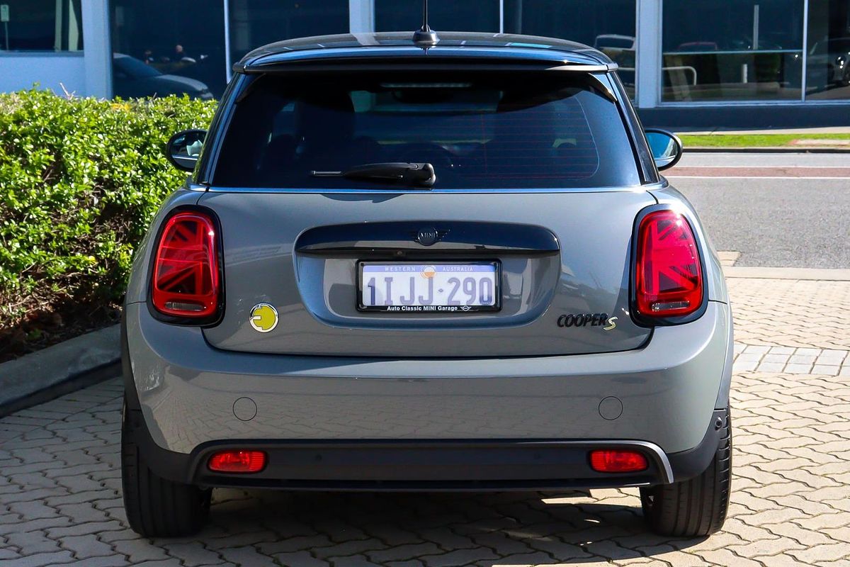 2022 MINI Hatch Cooper SE Classic F56 LCI-2