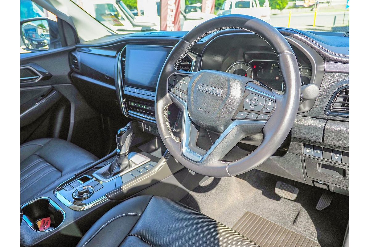 2023 Isuzu MU-X LS-T