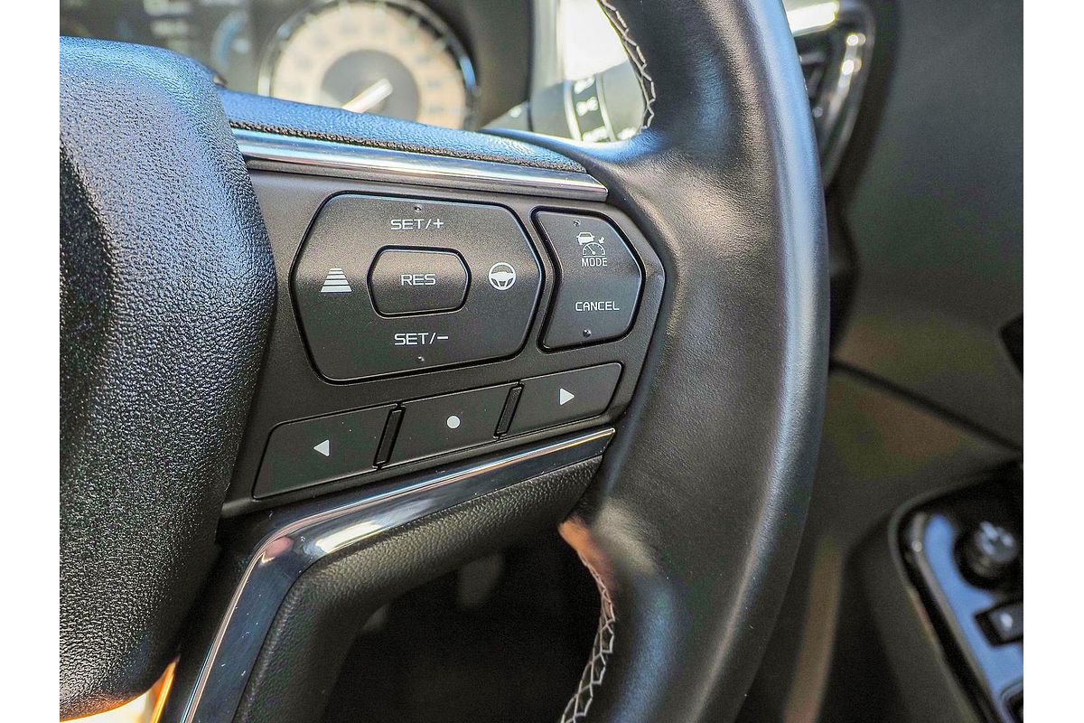 2023 Isuzu MU-X LS-T
