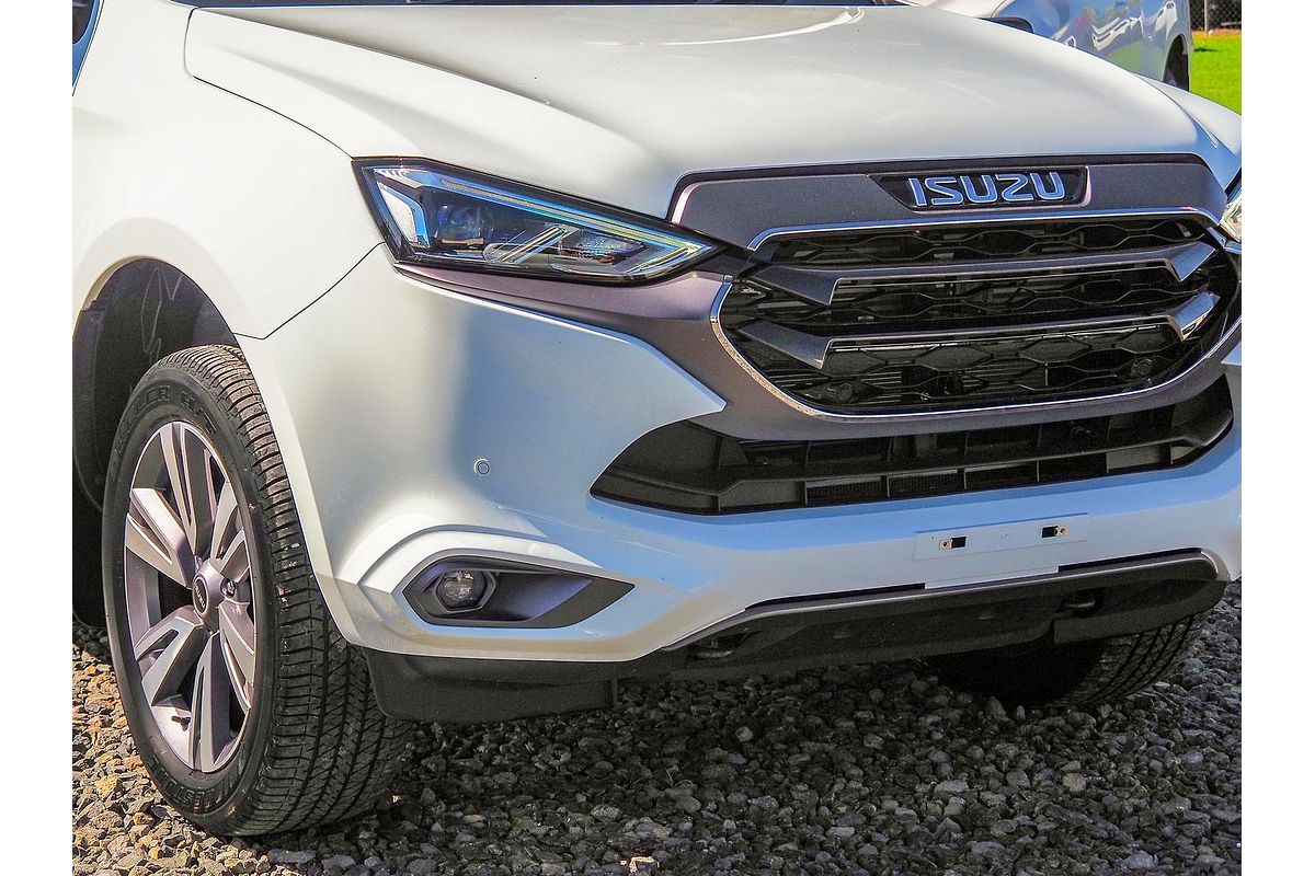 2023 Isuzu MU-X LS-T
