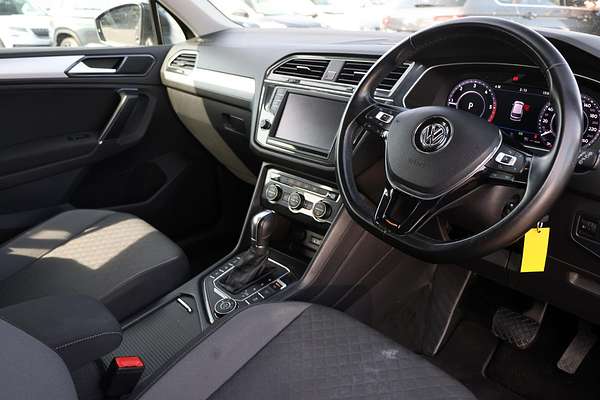 2017 Volkswagen Tiguan 110TDI Comfortline 5N