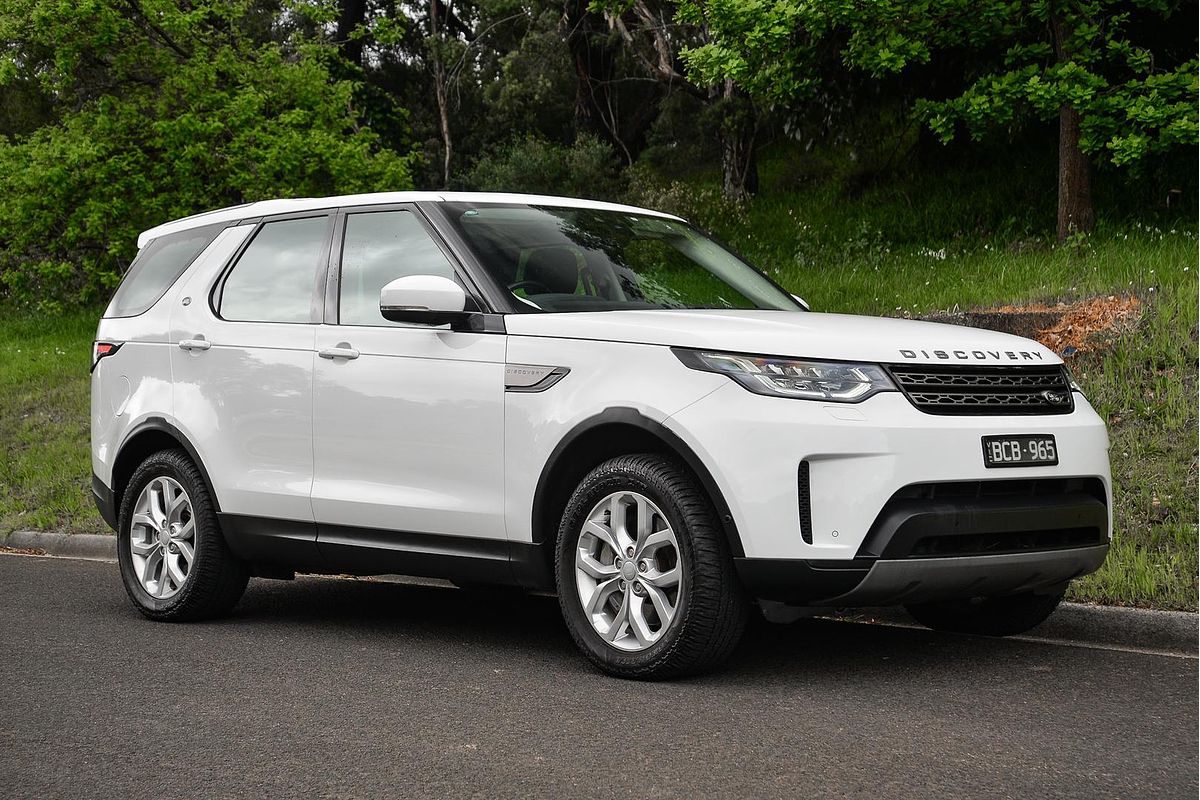 2019 Land Rover Discovery SD6 SE Series 5