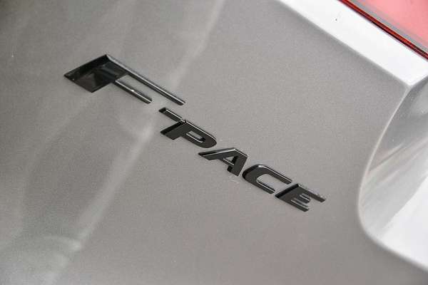 2023 Jaguar F-PACE P250 R-Dynamic SE X761