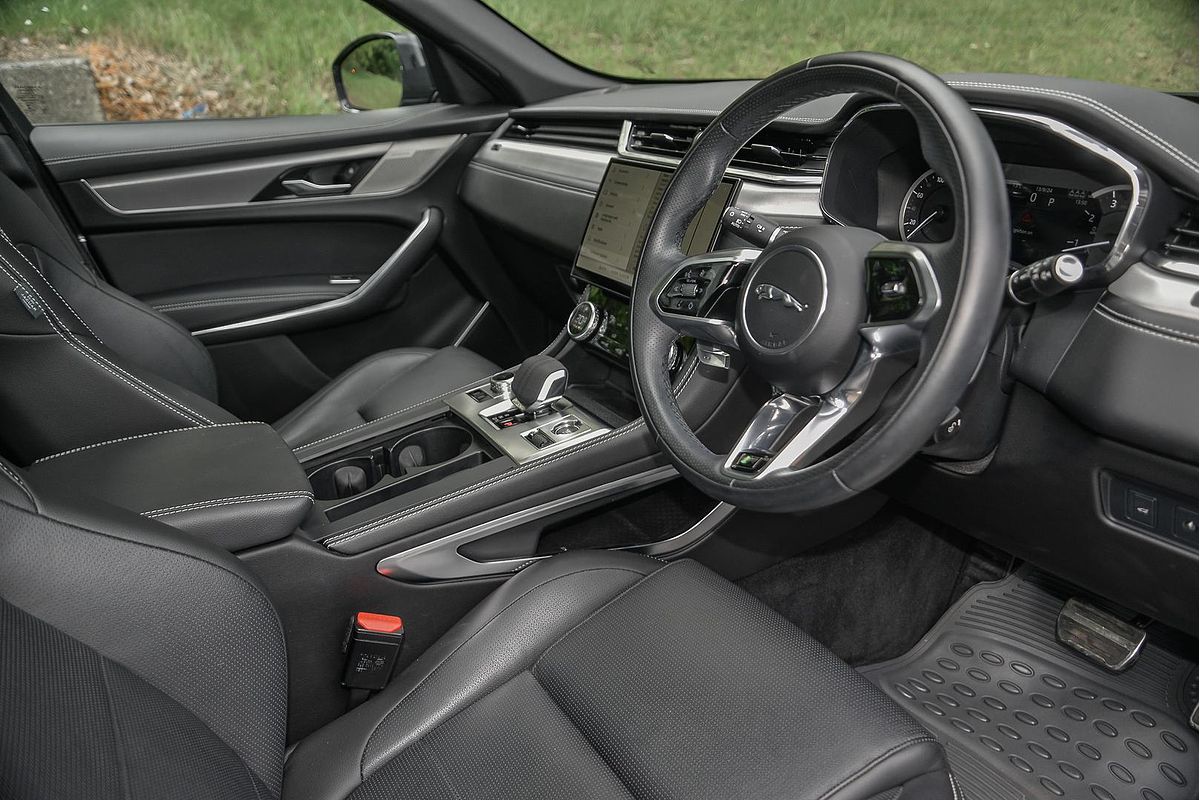 2023 Jaguar F-PACE P250 R-Dynamic SE X761