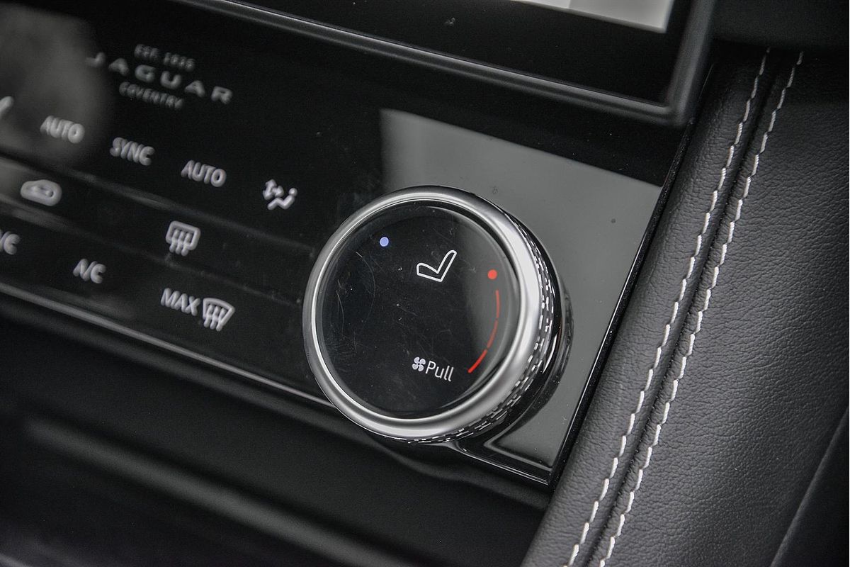 2023 Jaguar F-PACE P250 R-Dynamic SE X761