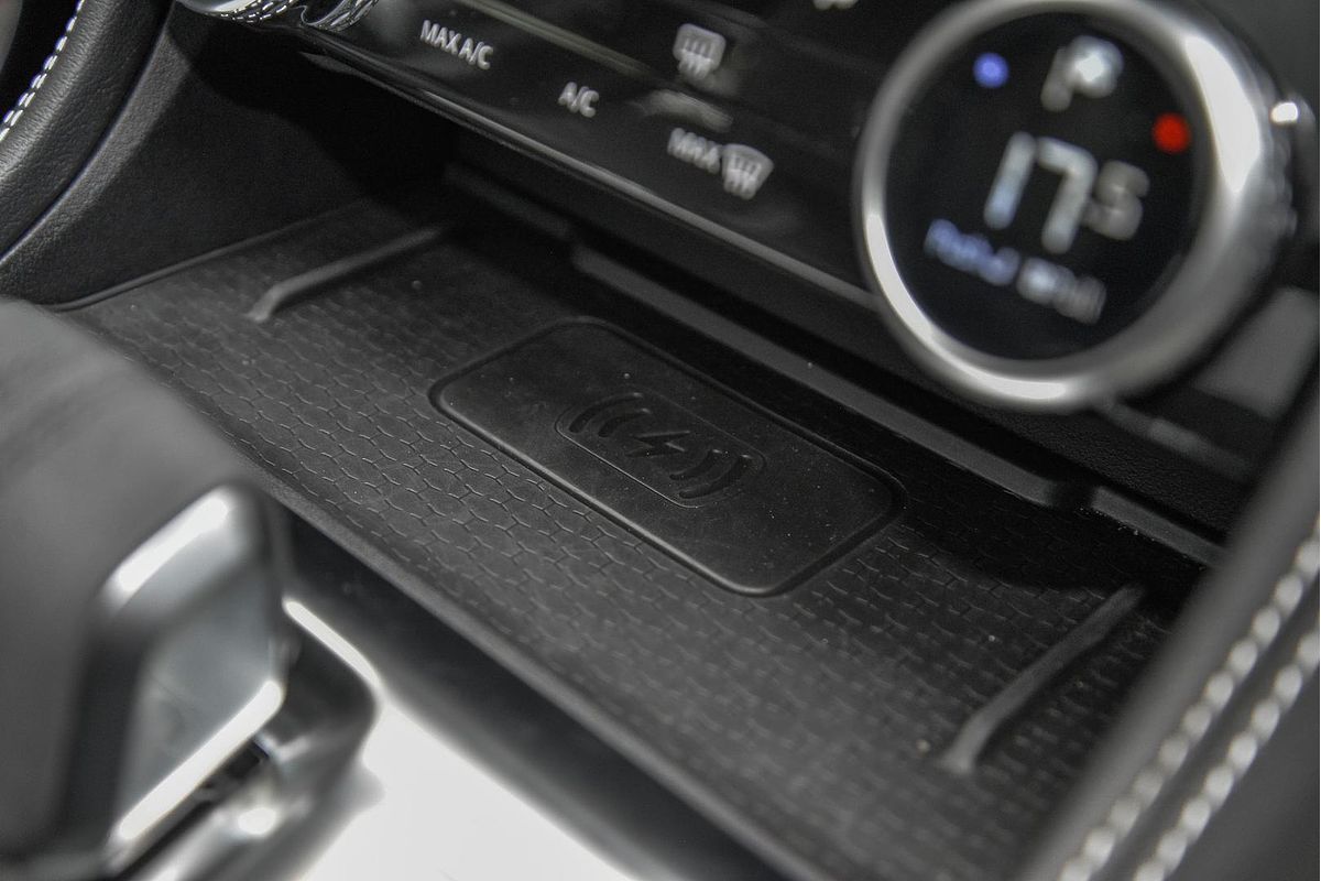 2023 Jaguar F-PACE P250 R-Dynamic SE X761