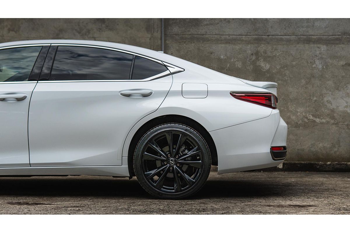 2022 Lexus ES ES250 F Sport AXZA10R