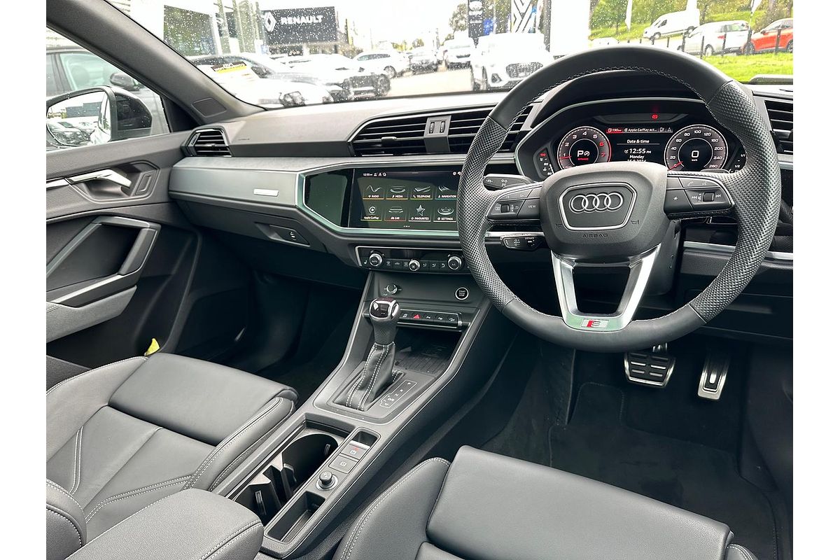 2024 Audi Q3 40 TFSI S Line F3