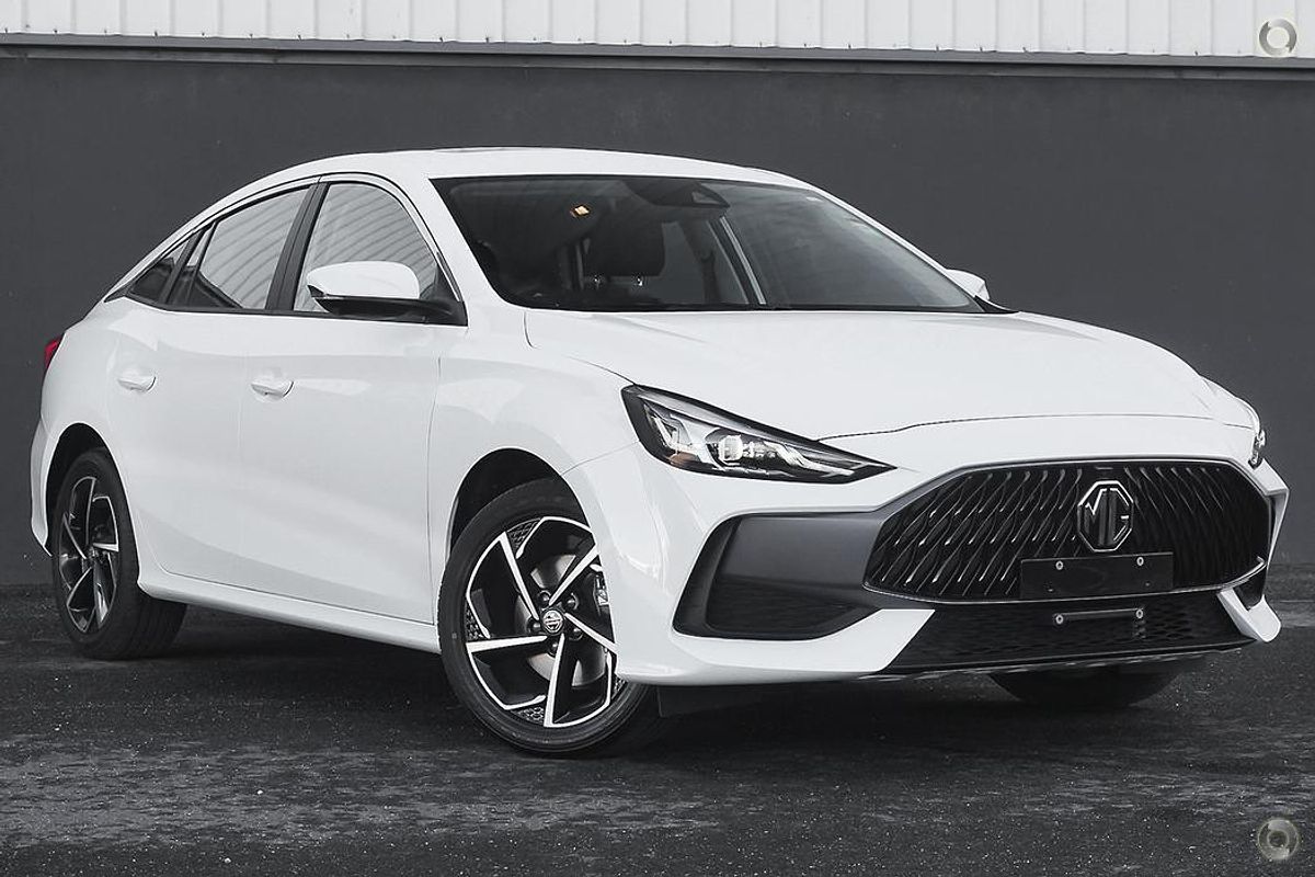 2024 MG MG5 Essence in Dover White | New Sedan | Bundoora VIC