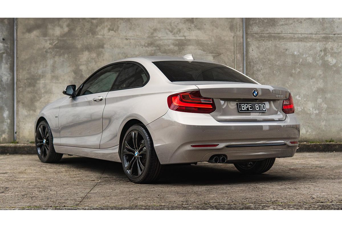 2015 BMW 2 Series 228i Sport Line F22