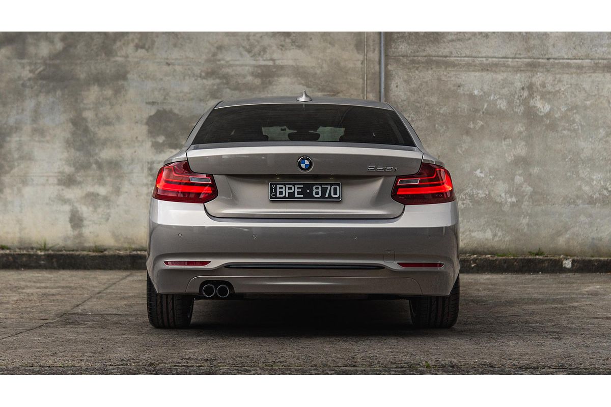 2015 BMW 2 Series 228i Sport Line F22