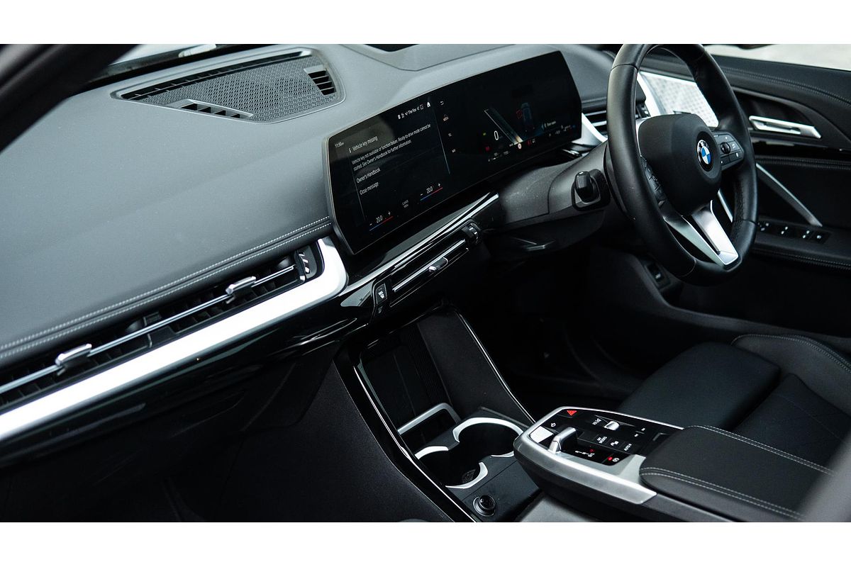 2022 BMW X1 sDrive18i U11