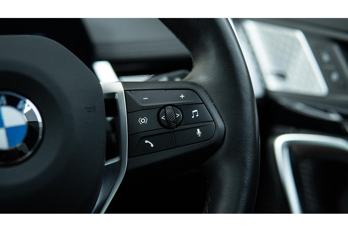 2022 BMW X1 sDrive18i U11