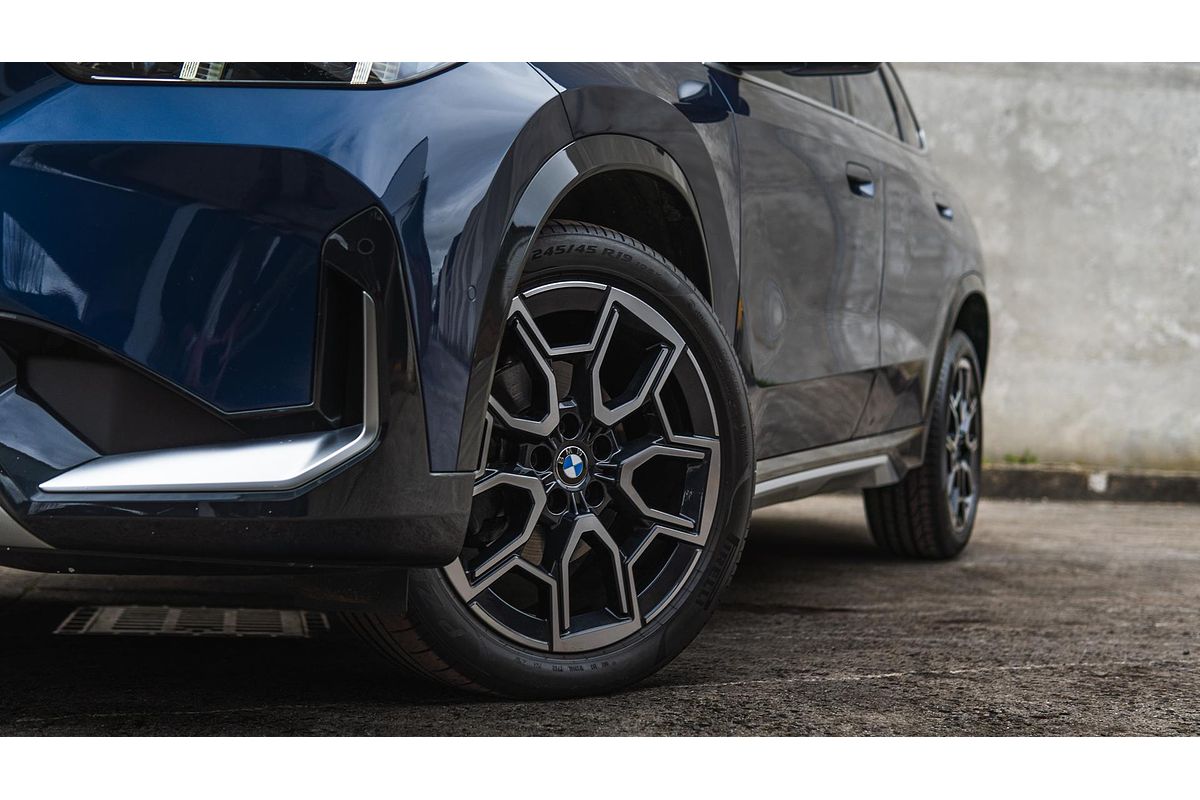 2022 BMW X1 sDrive18i U11