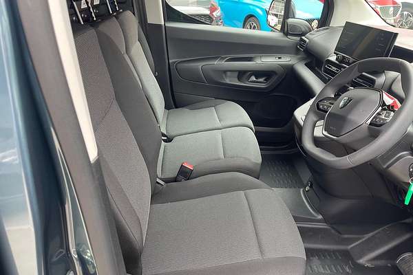 2024 Peugeot Partner Pro K9 SWB