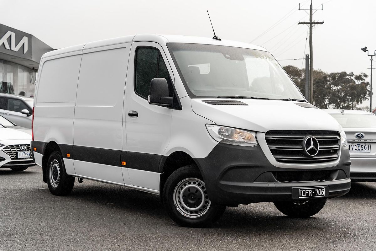 2022 Mercedes Benz Sprinter 311CDI VS30