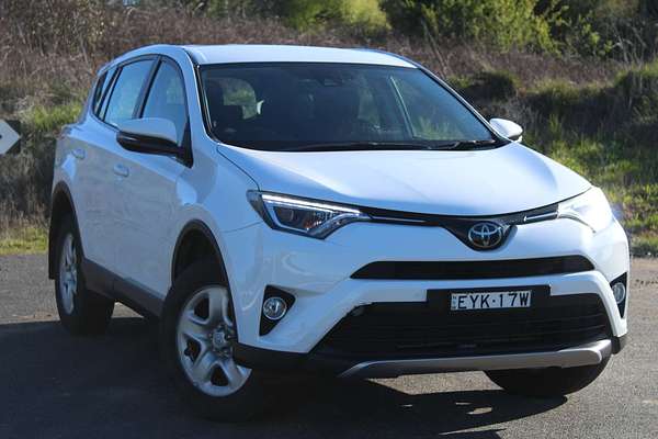 2018 Toyota RAV4 GX ZSA42R